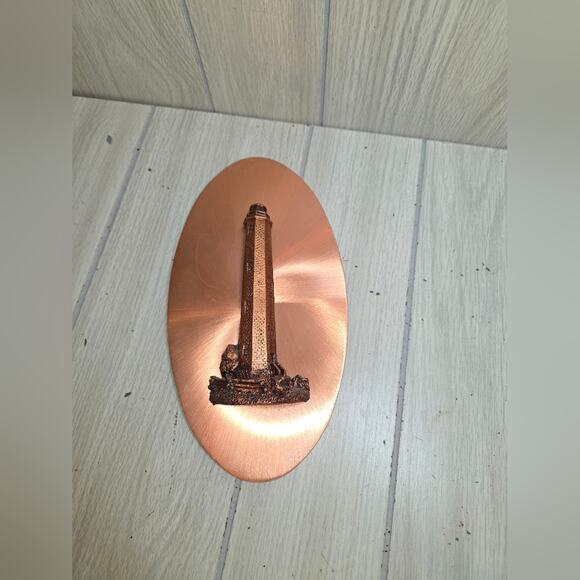 Vtg 70s 3D Oval Copper Lighthouse Wall Plaque Reflective Nautical Beachy MCM - Picture 2 of 4